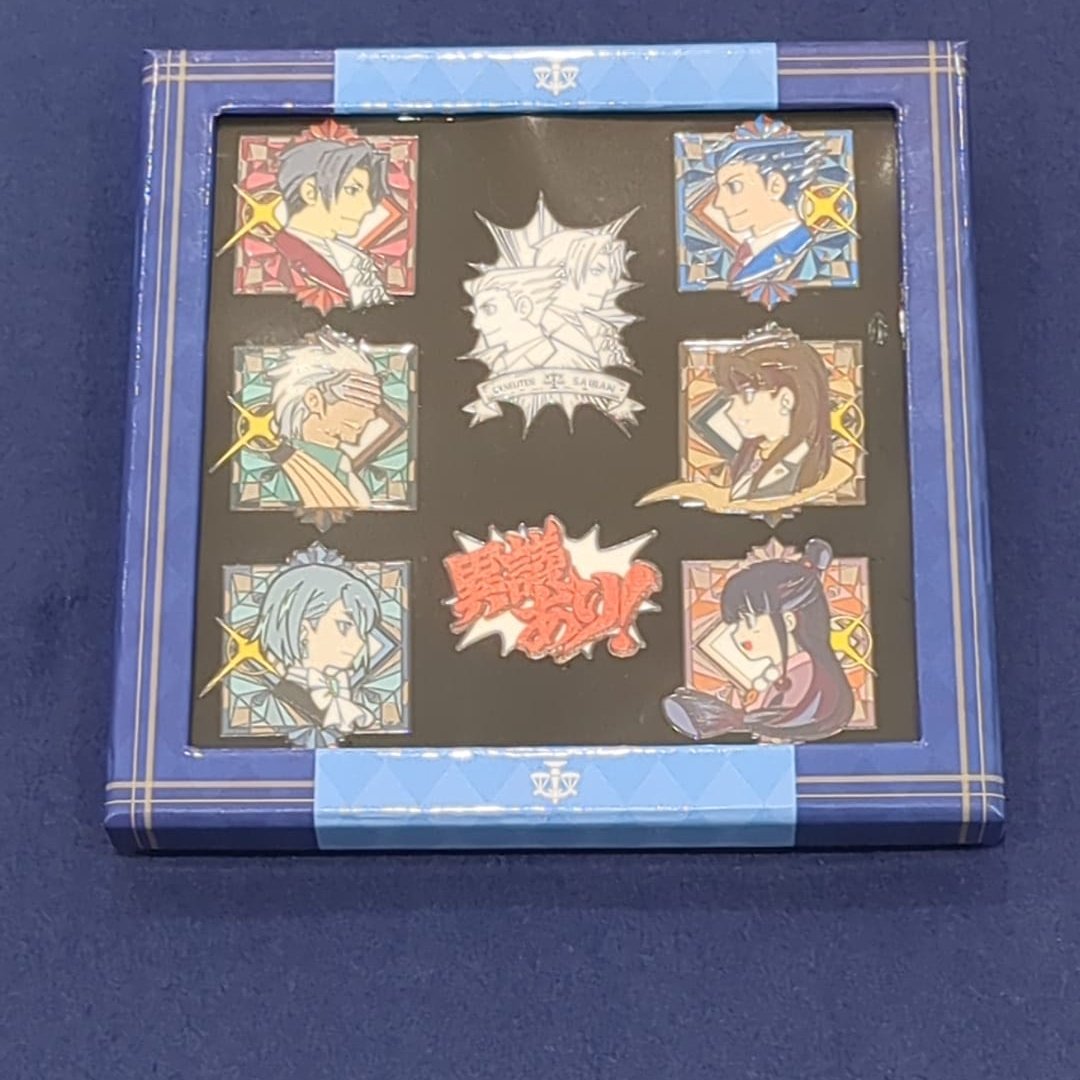 Apollo_Justice_Ace_Attorney_Trilogy_Pin_Set_blue