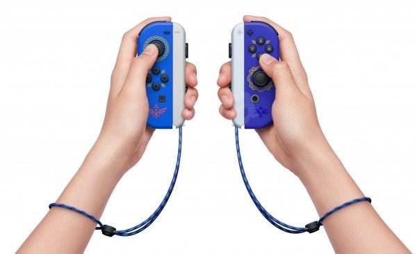 Joy-Con-Pair-The-Legend-of-Zelda-Skyward-Sword-HD-Edition-bazaar-bazaar-com-3